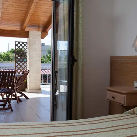 מלון Donatello 3*