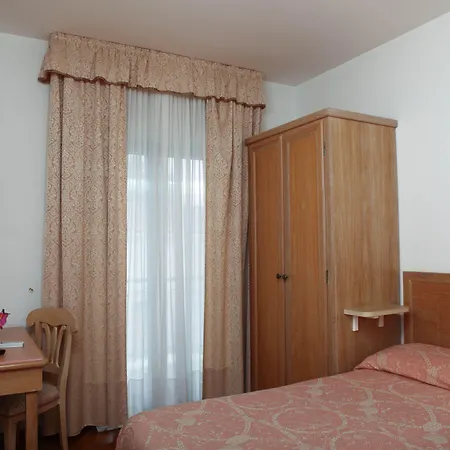 Hotel Donatello 3*