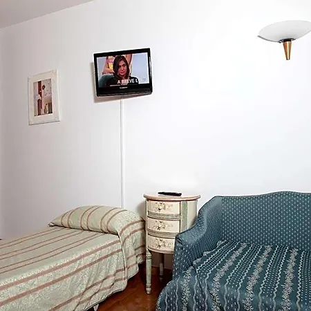 Donatello Hotel 3*