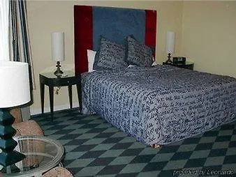 Donatello Hotel 3*