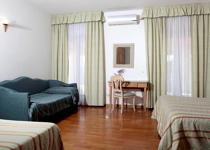 Otel Donatello 3*